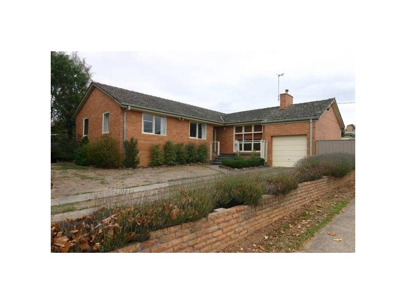 22 Barkly Street West, Ararat VIC 3377