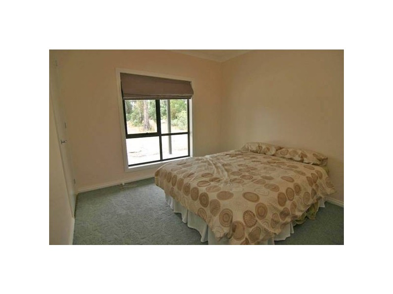 1 Mannequin Road, Moyston VIC 3377