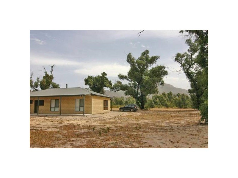 1 Mannequin Road, Moyston VIC 3377