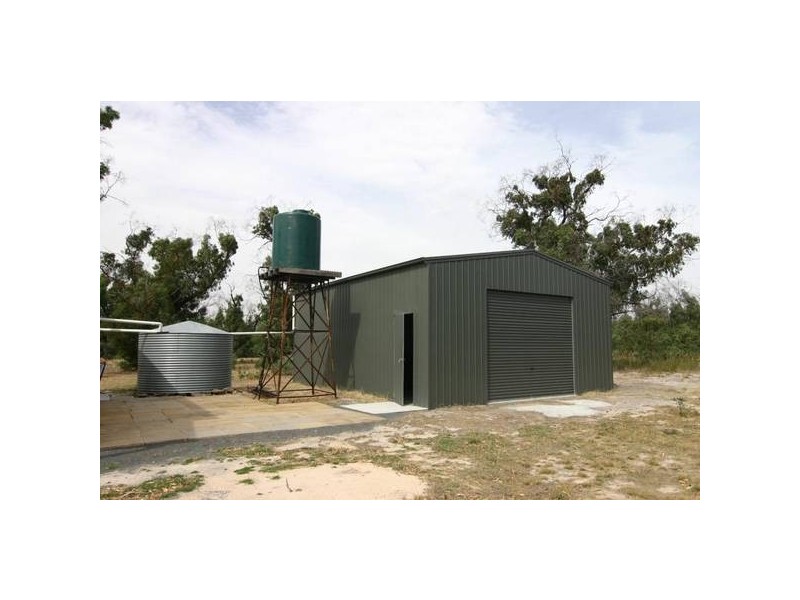 1 Mannequin Road, Moyston VIC 3377