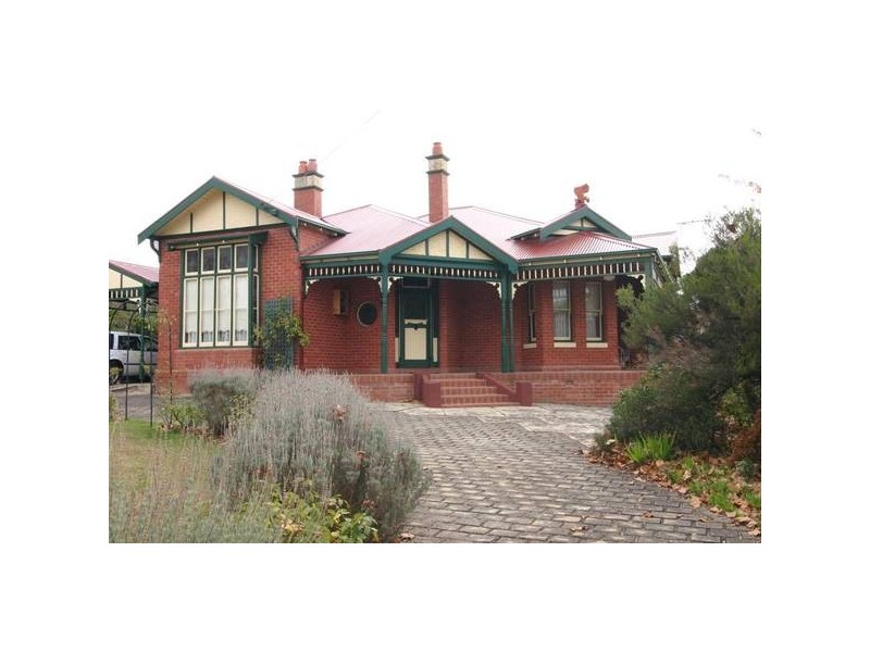 26 Barkly Street West, Ararat VIC 3377