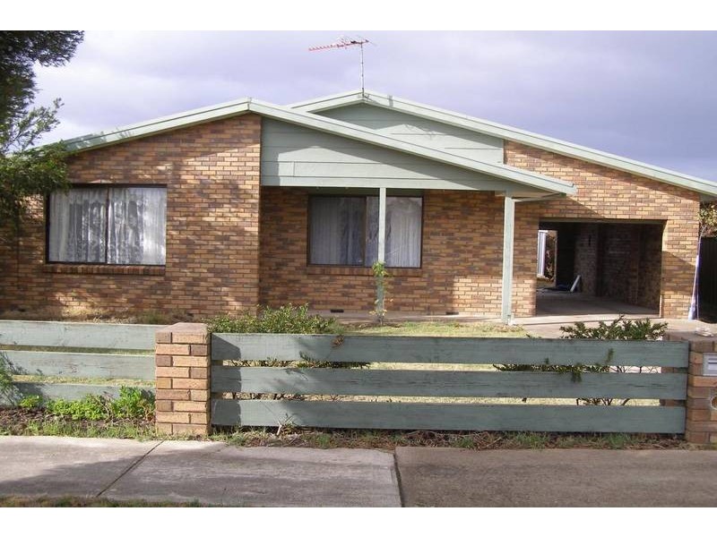 37 Best Street, Ararat VIC 3377