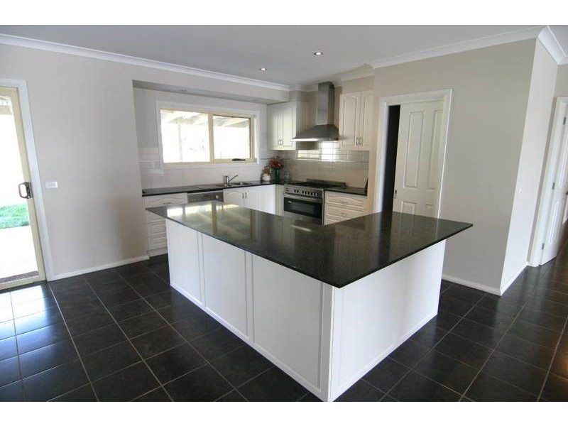 109 Picnic Road, Ararat VIC 3377