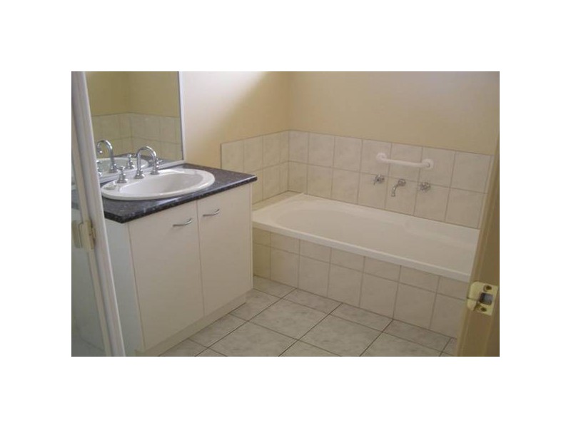 7 Gossip Avenue, Ararat VIC 3377