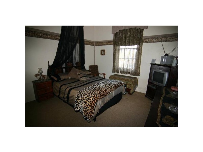 18 School Road, Westmere VIC 3351