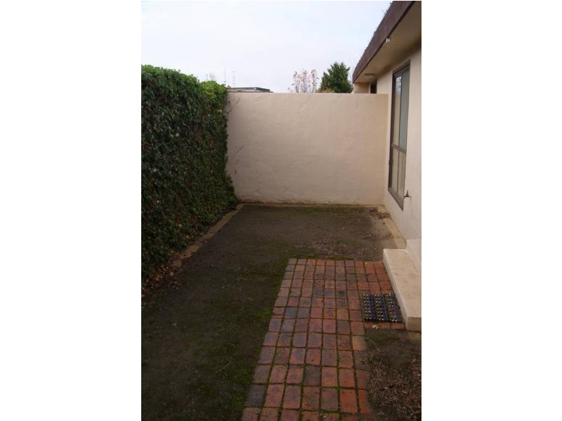 2 Faye Street, Ararat VIC 3377