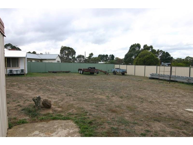 4 Campbell Street, Streatham VIC 3351