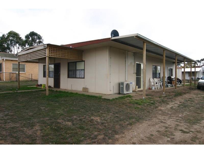 4 Campbell Street, Streatham VIC 3351