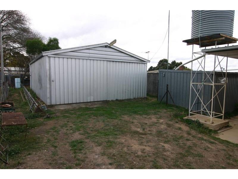 4 Campbell Street, Streatham VIC 3351