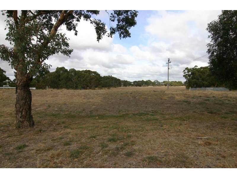 4 Campbell Street, Streatham VIC 3351