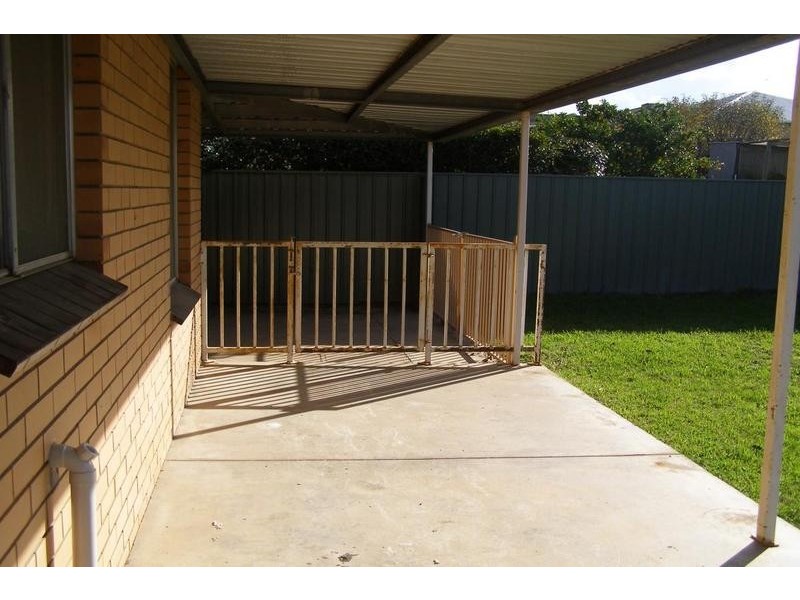 16 Henderson Street, Ararat VIC 3377