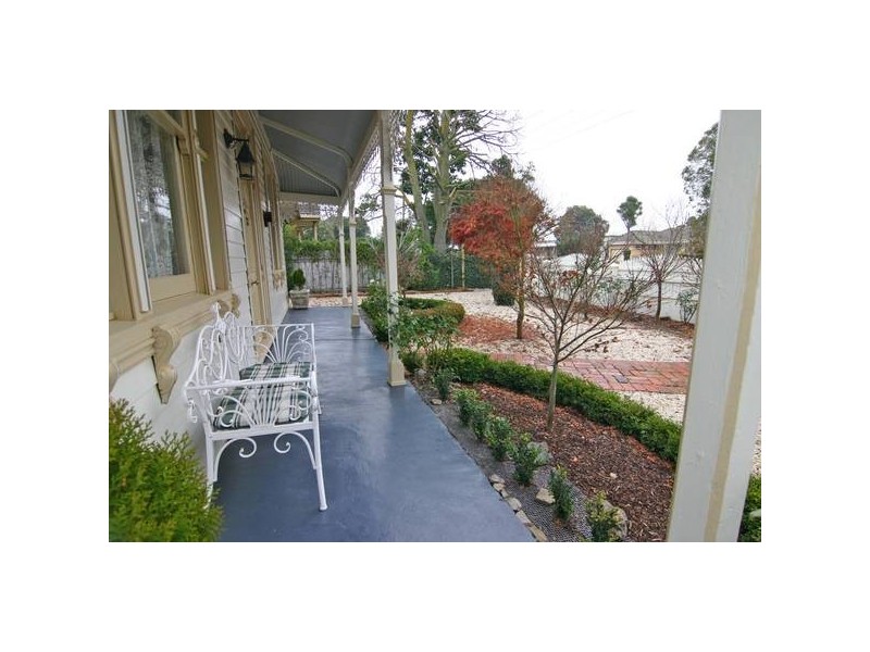 33 Banfield Street, Ararat VIC 3377