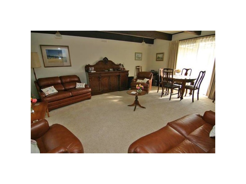 2 Mountain View Court, Ararat VIC 3377