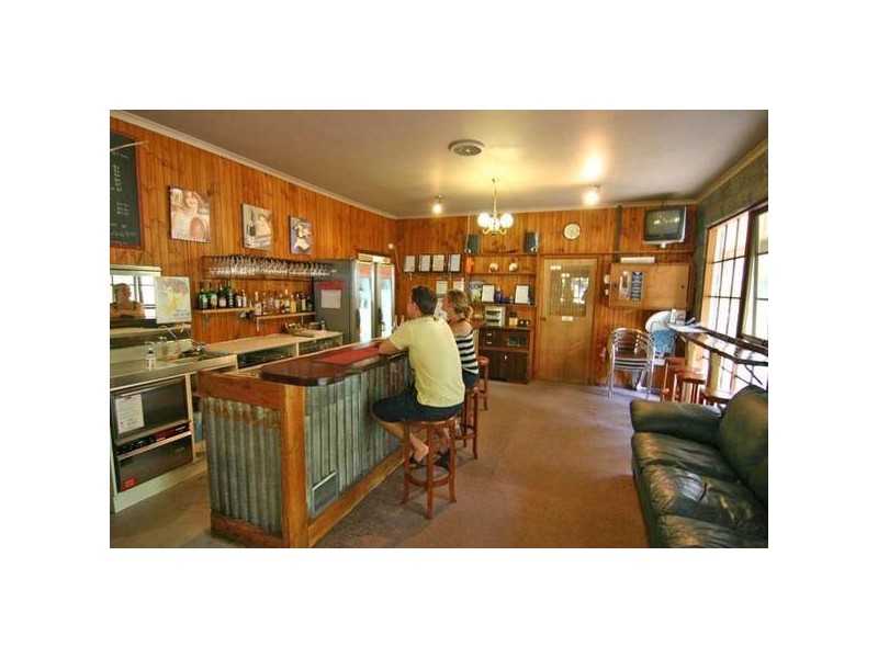 161-163 Grampians Road, Halls Gap VIC 3381