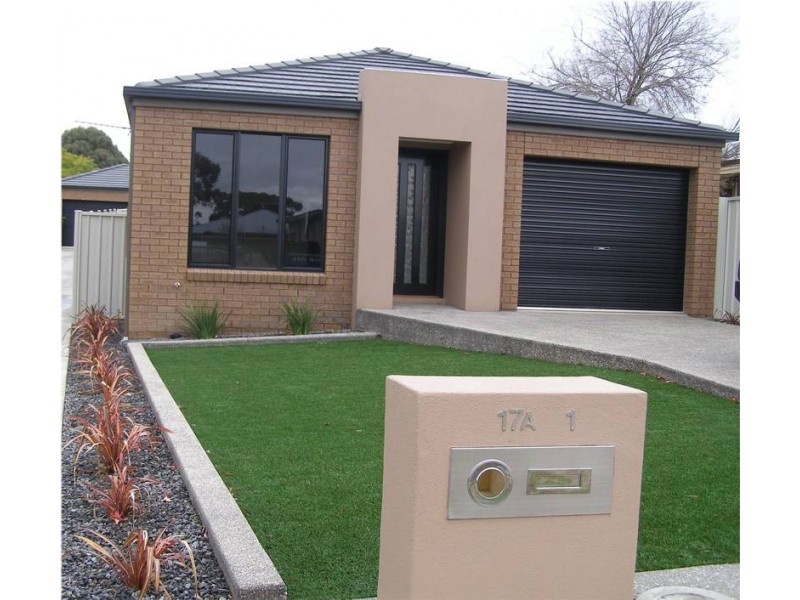 17A Henderson Street, Ararat VIC 3377