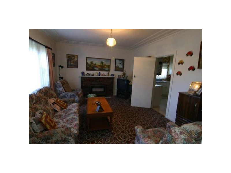 27 Speed Street, Ararat VIC 3377