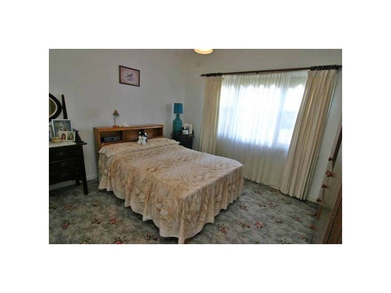 27 Speed Street, Ararat VIC 3377