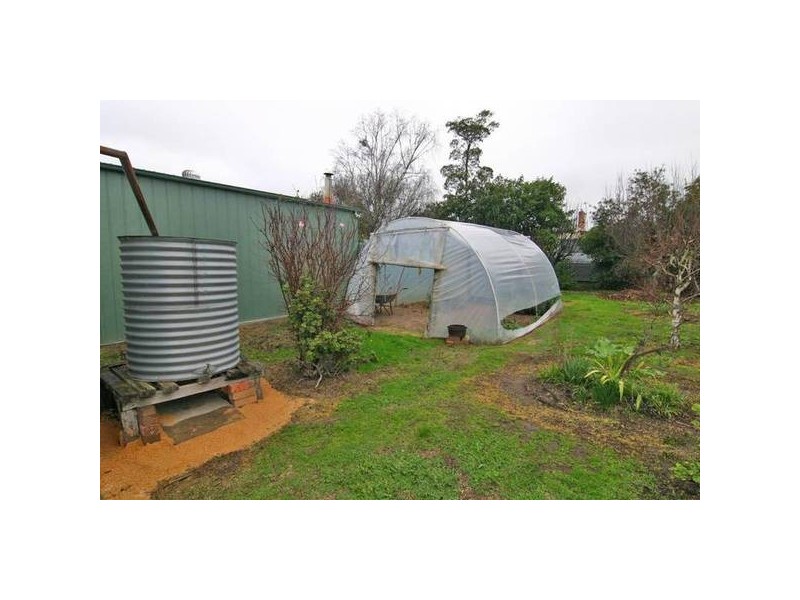 27 Speed Street, Ararat VIC 3377