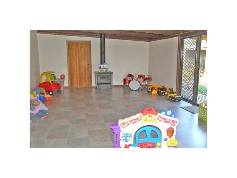 50 Presbyterian Church Road, Moyston VIC 3377