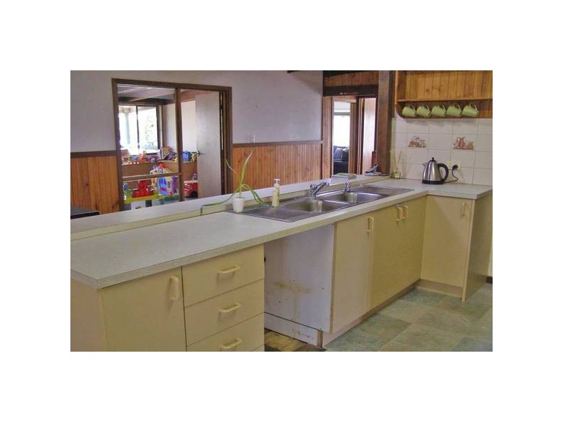 50 Presbyterian Church Road, Moyston VIC 3377