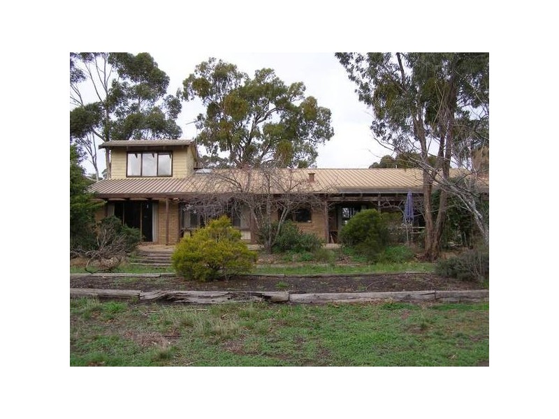 158 Byron Road, Cathcart VIC 3377