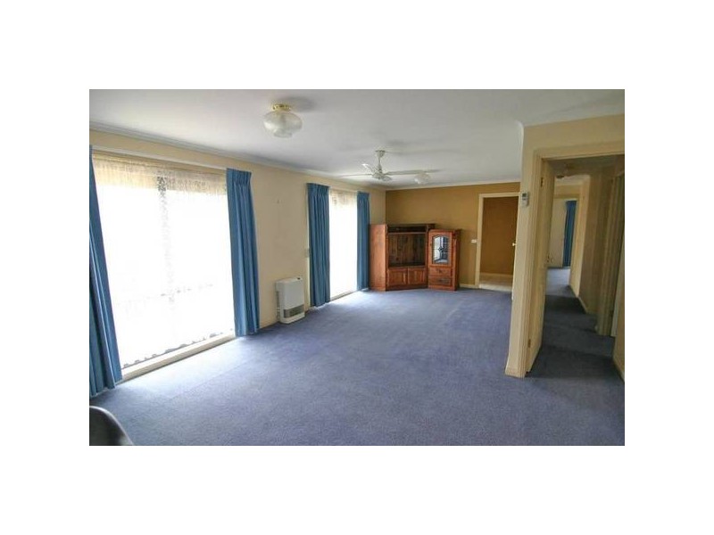 7 Gossip Avenue, Ararat VIC 3377