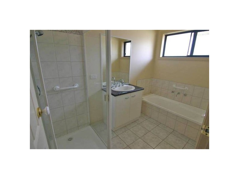 7 Gossip Avenue, Ararat VIC 3377