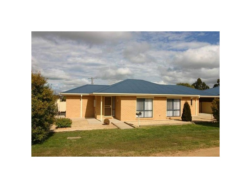 7 Gossip Avenue, Ararat VIC 3377