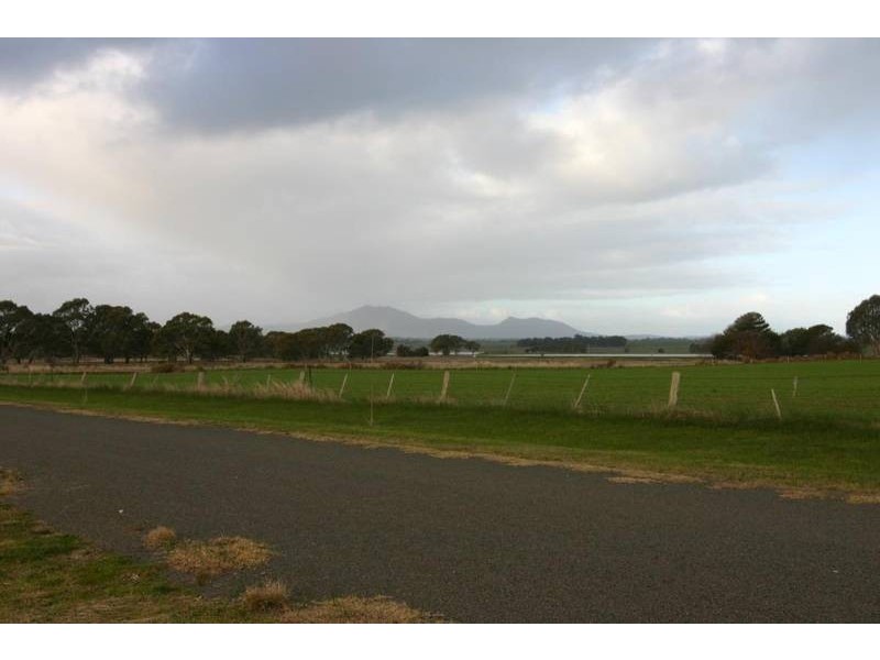 14 Packard Drive, Ararat VIC 3377