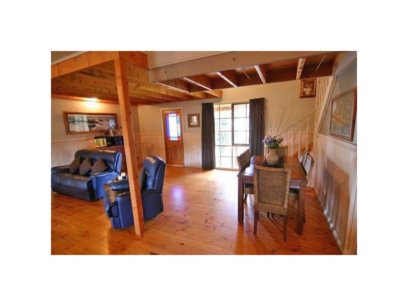 4 Kneale Street, Ararat VIC 3377