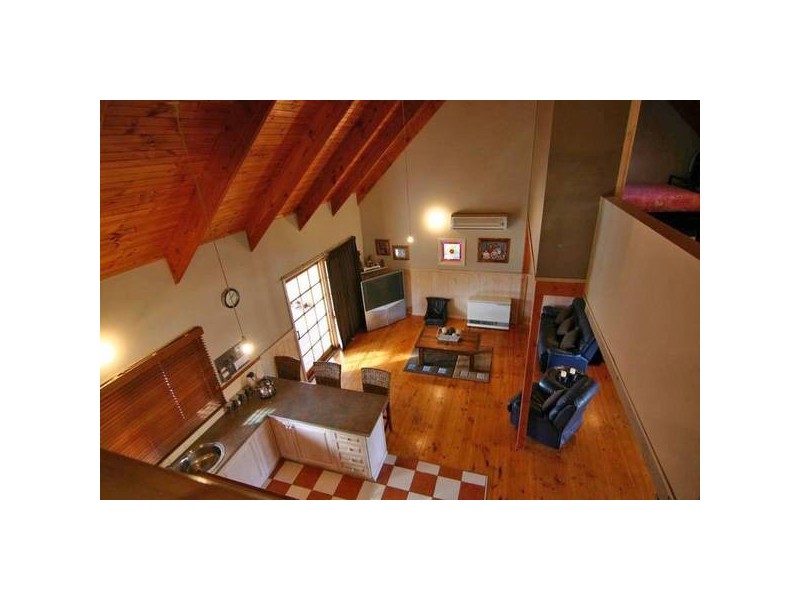 4 Kneale Street, Ararat VIC 3377