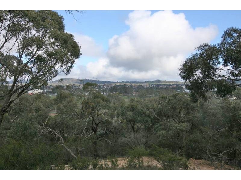 8 Hargreaves Street, Ararat VIC 3377