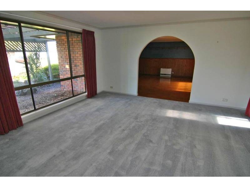 21 George Road, Ararat VIC 3377