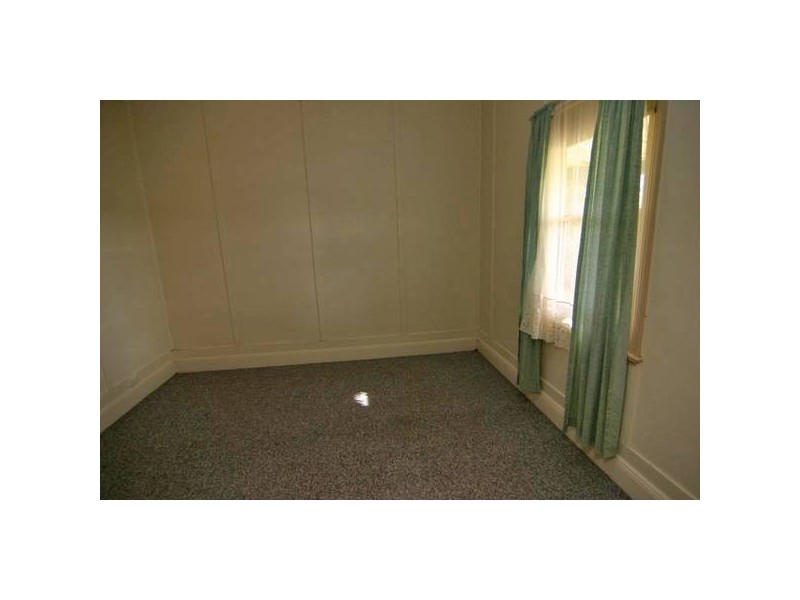 54 McLellan Street, Ararat VIC 3377