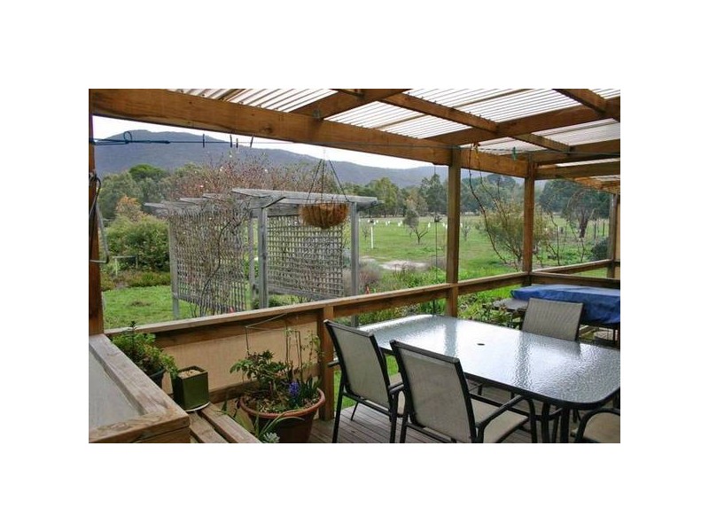 6 Millers Creek Road, Pomonal VIC 3381