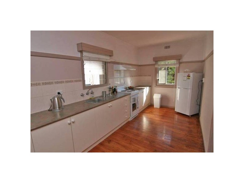 36 McGibbony Street, Ararat VIC 3377