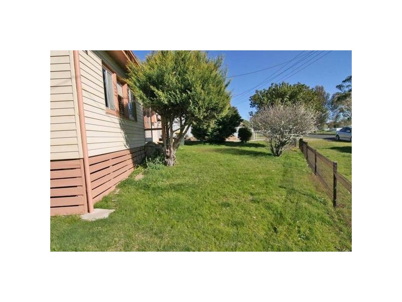 36 McGibbony Street, Ararat VIC 3377