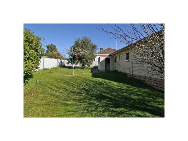 36 McGibbony Street, Ararat VIC 3377