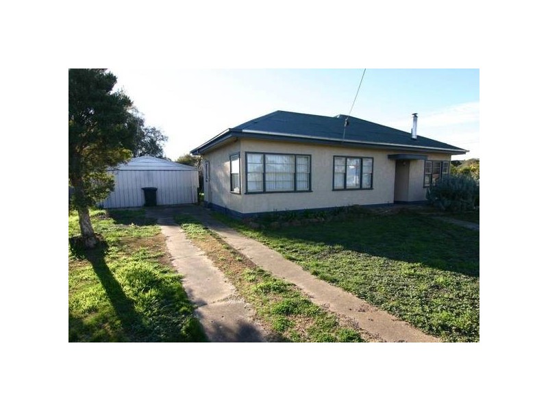 4 Walkerville Street, Willaura VIC 3379