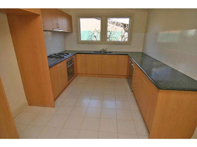 19 Currajong Avenue, Ararat VIC 3377