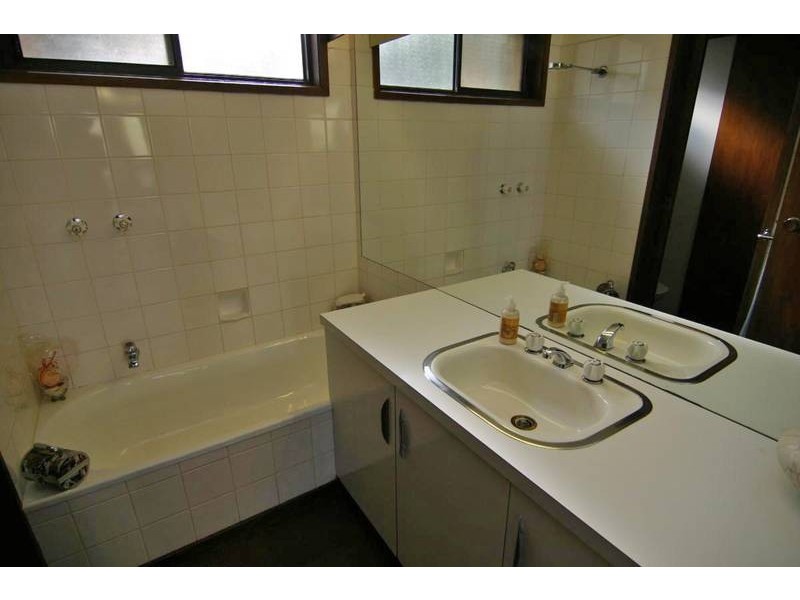 34 Cameron Road, Ararat VIC 3377