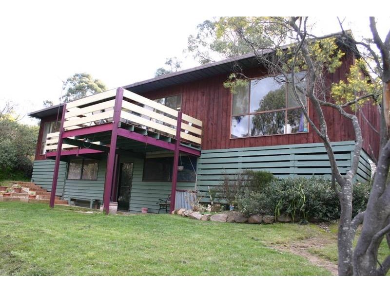 34 Cameron Road, Ararat VIC 3377