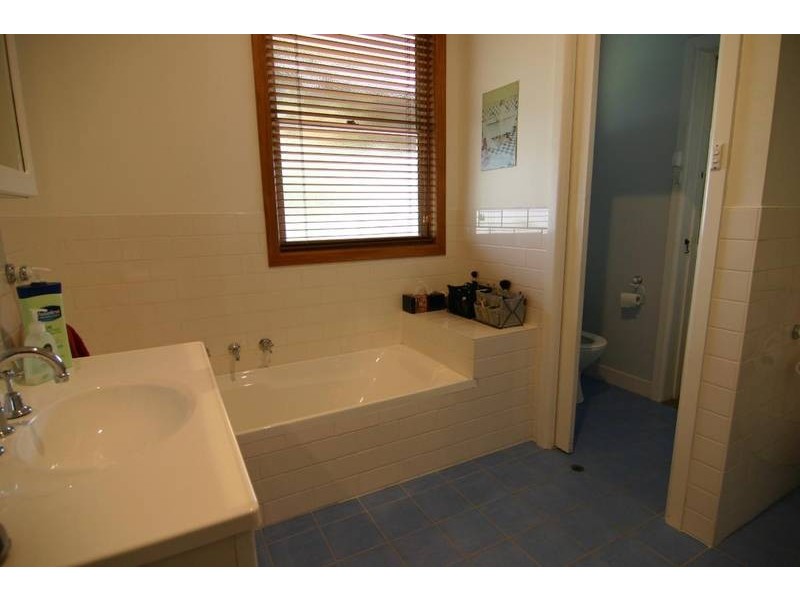4 Brewster Road, Ararat VIC 3377
