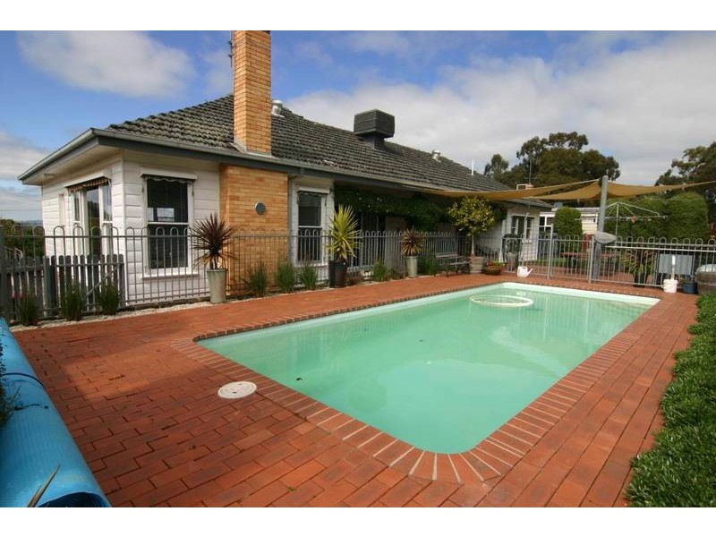 4 Brewster Road, Ararat VIC 3377