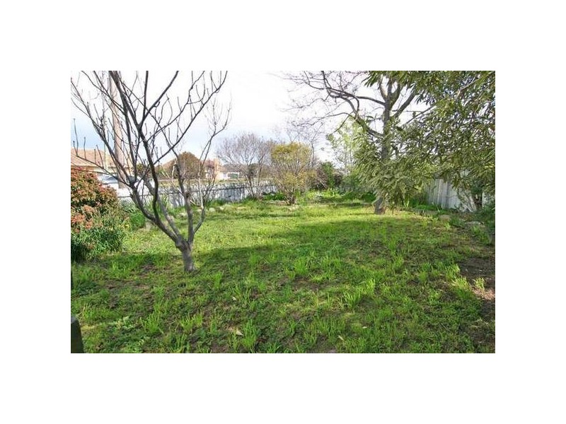 7 Temple Street, Ararat VIC 3377