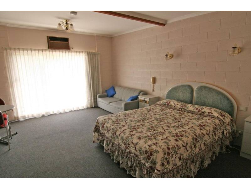 394 – 404 Grampians Road, Halls Gap VIC 3381