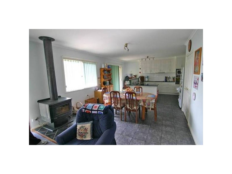 99 Port Fairy Road, Ararat VIC 3377