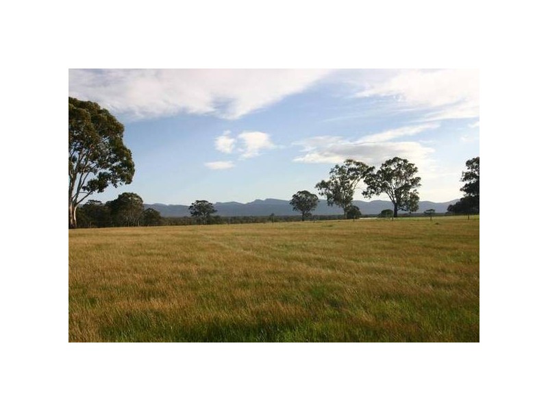 5 Pomonal Road, Stawell VIC 3380