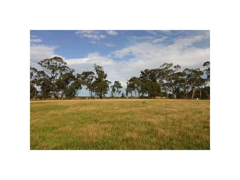 5 Pomonal Road, Stawell VIC 3380