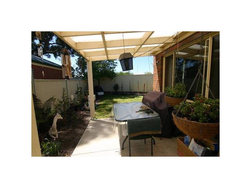 5/2 Finley Court, Mount Clear, Ballarat VIC 3350